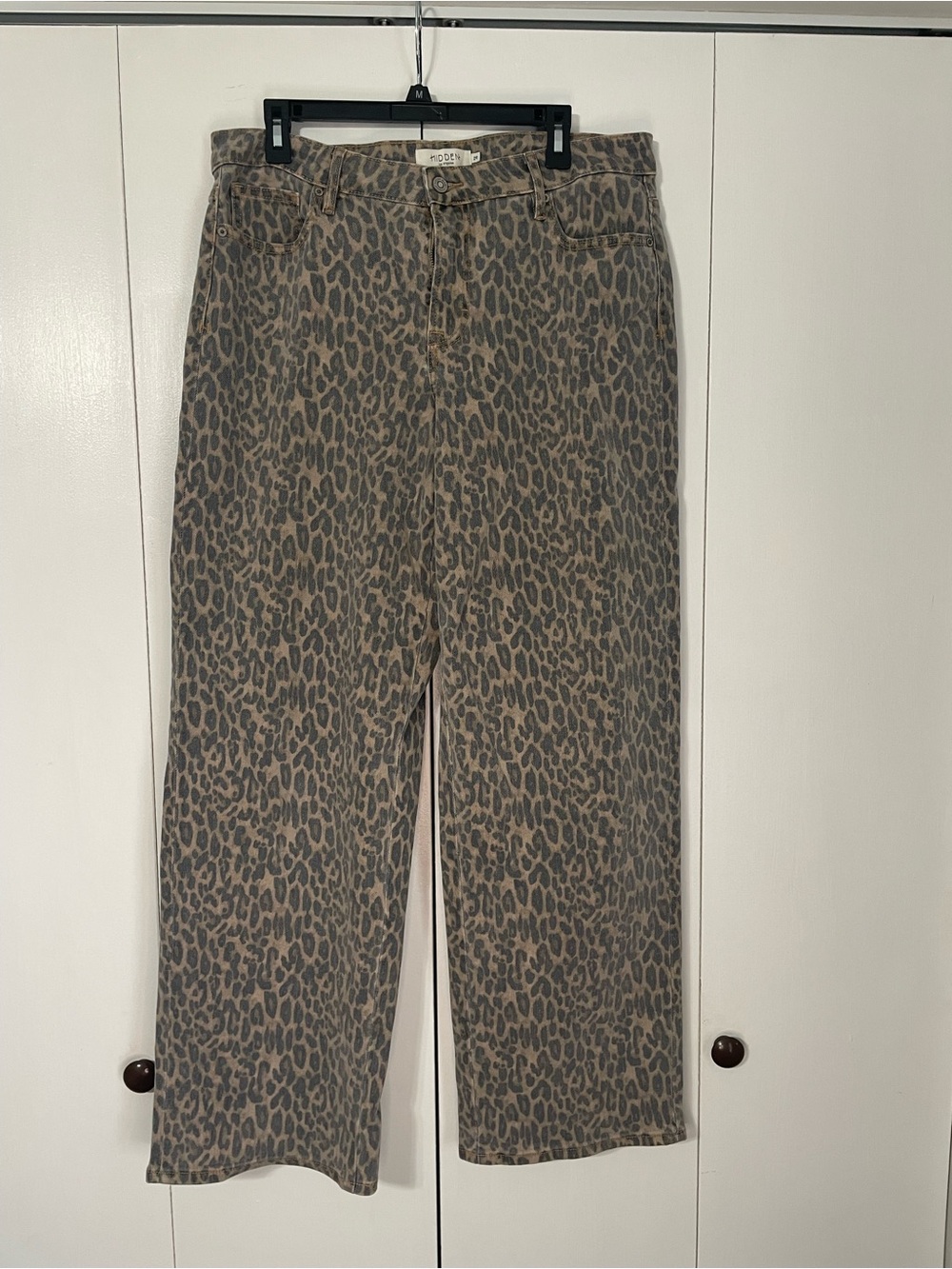 Leopard Print Barrel Jeans - Taupe